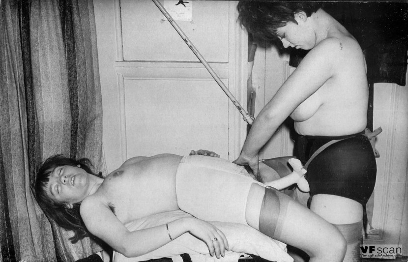 Retro erotic gynecology