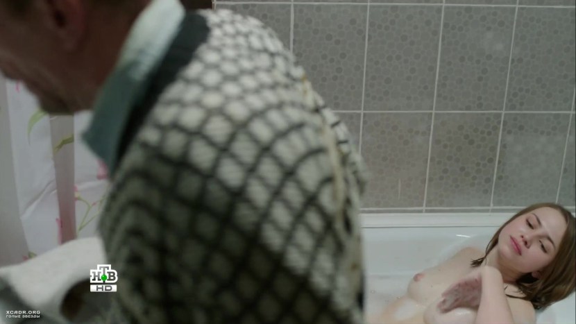 Yana Enzhaeva erotic scenes