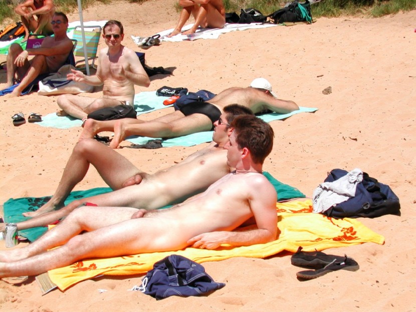 Men on the Nudium beach