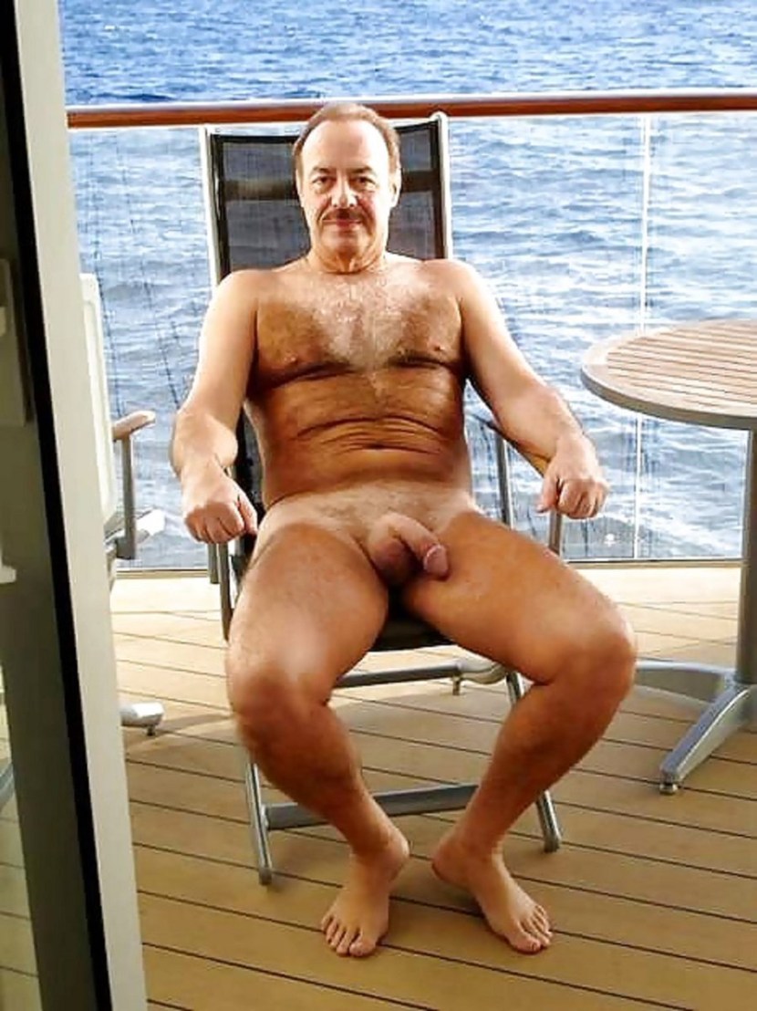 Naked mature men homemade
