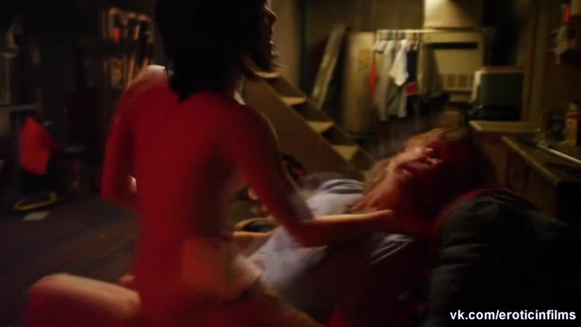 Laura Slade Wiggins shameless