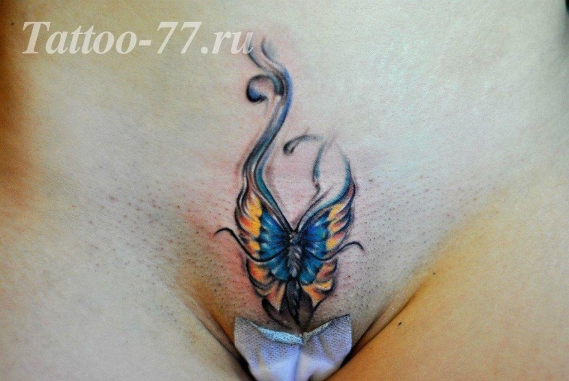 Erotic pubic tattoo