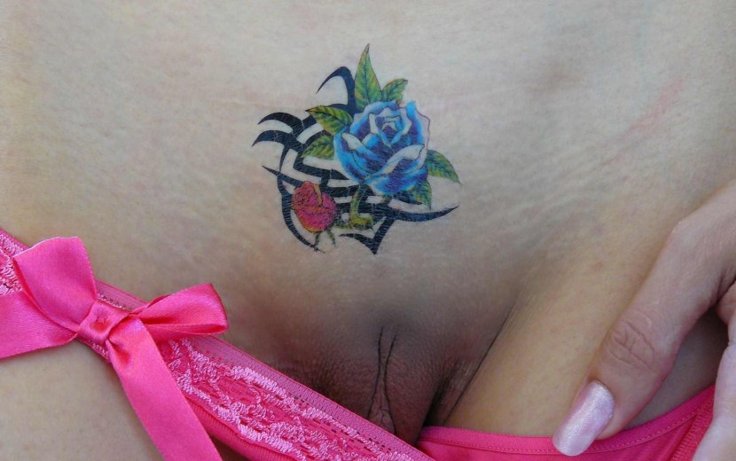 Women's intimate tattoos