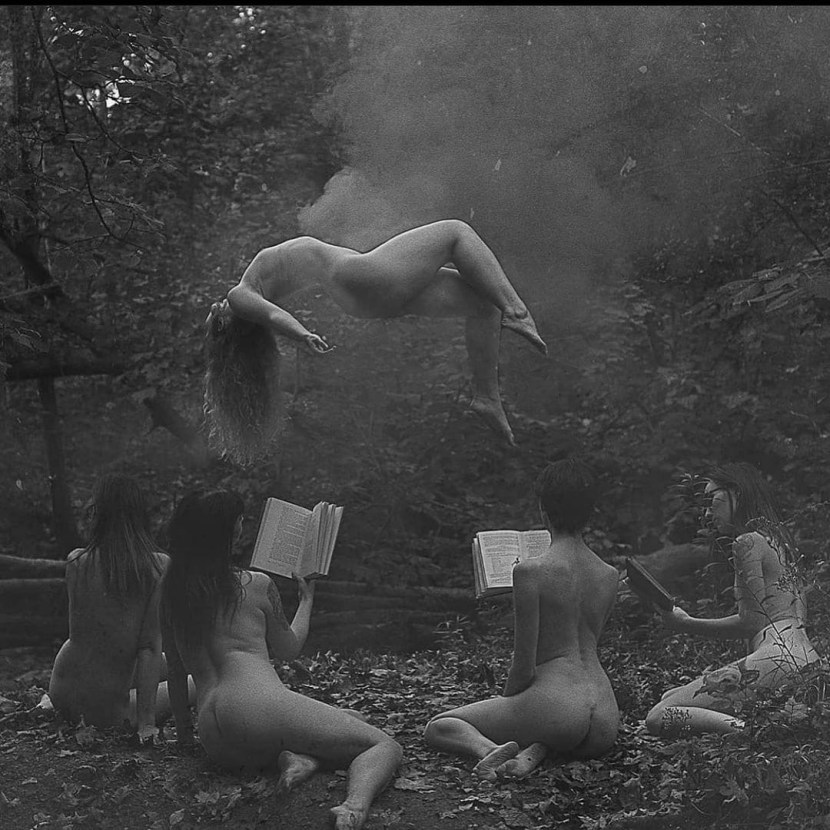 Photo shoot nude in the style of a shabash