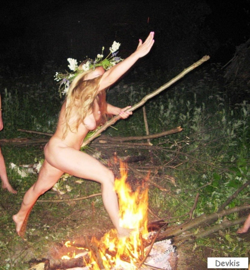 Ivan Kupala naked women