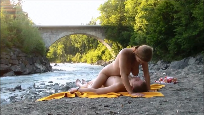 Masturbation on the River Private