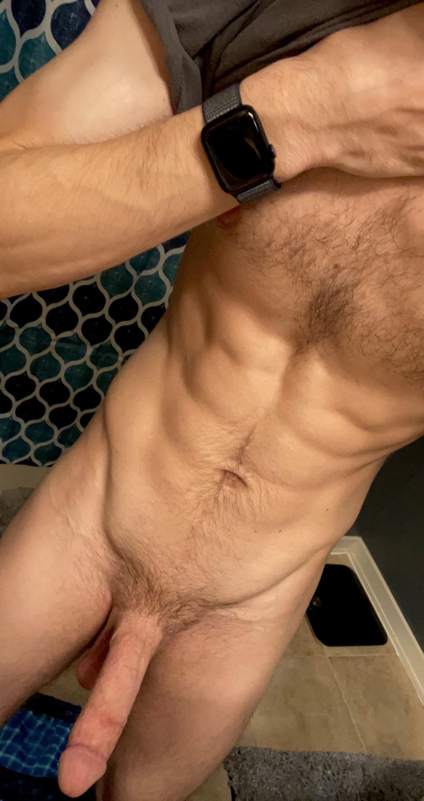 Naked without panties Mario Hervas