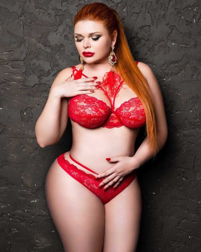 Julia Rybakova Model Plus