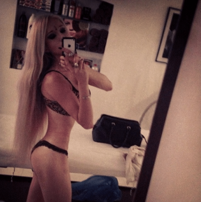 Valeria Lukyanova Selfie