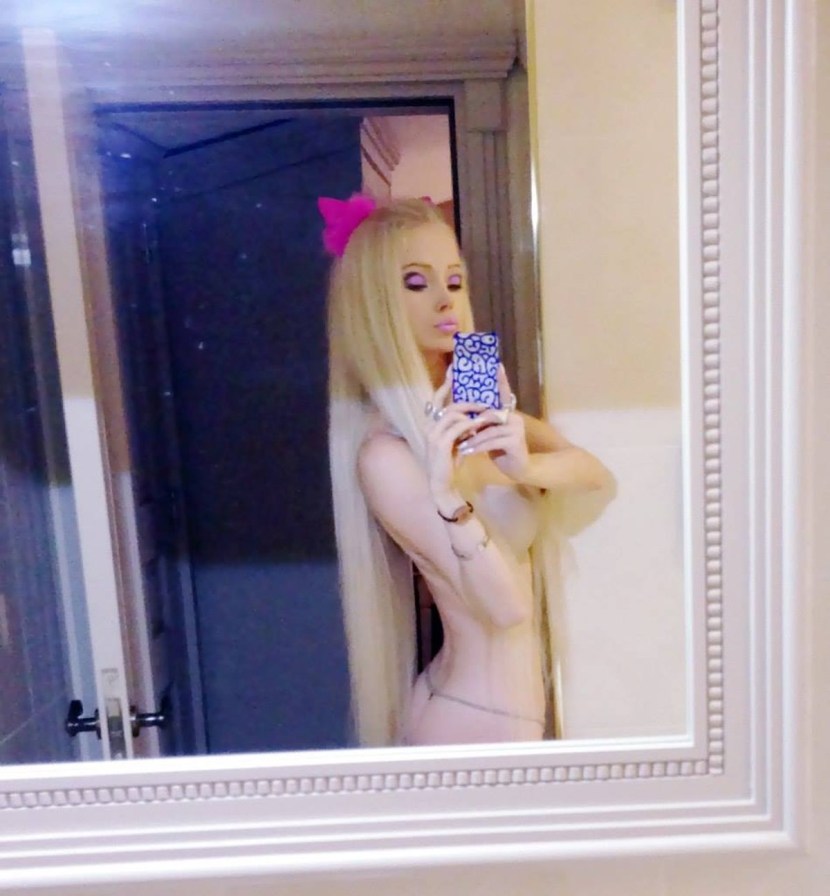 Valeria Lukyanova naked