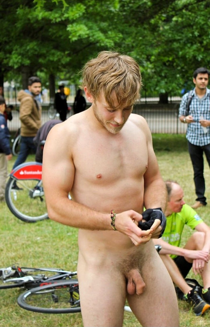 Naked young boy Wnbr