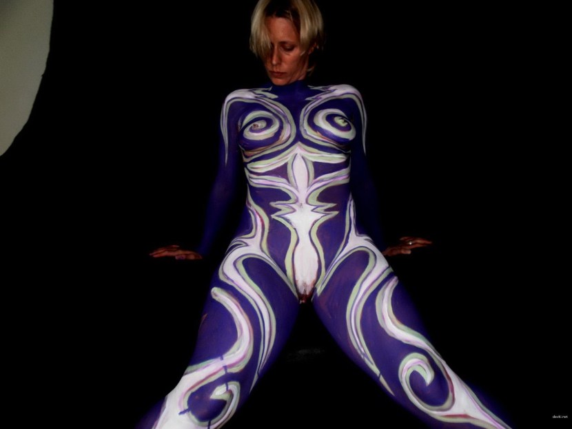 Erotic sports body art