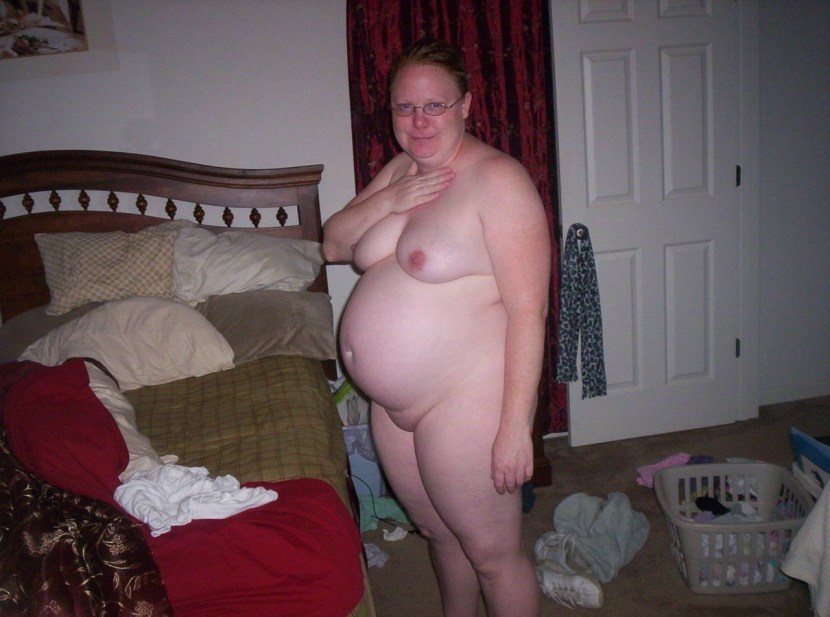 Naked thick pregnant women