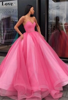 In a Ball Gown (81 photos)
