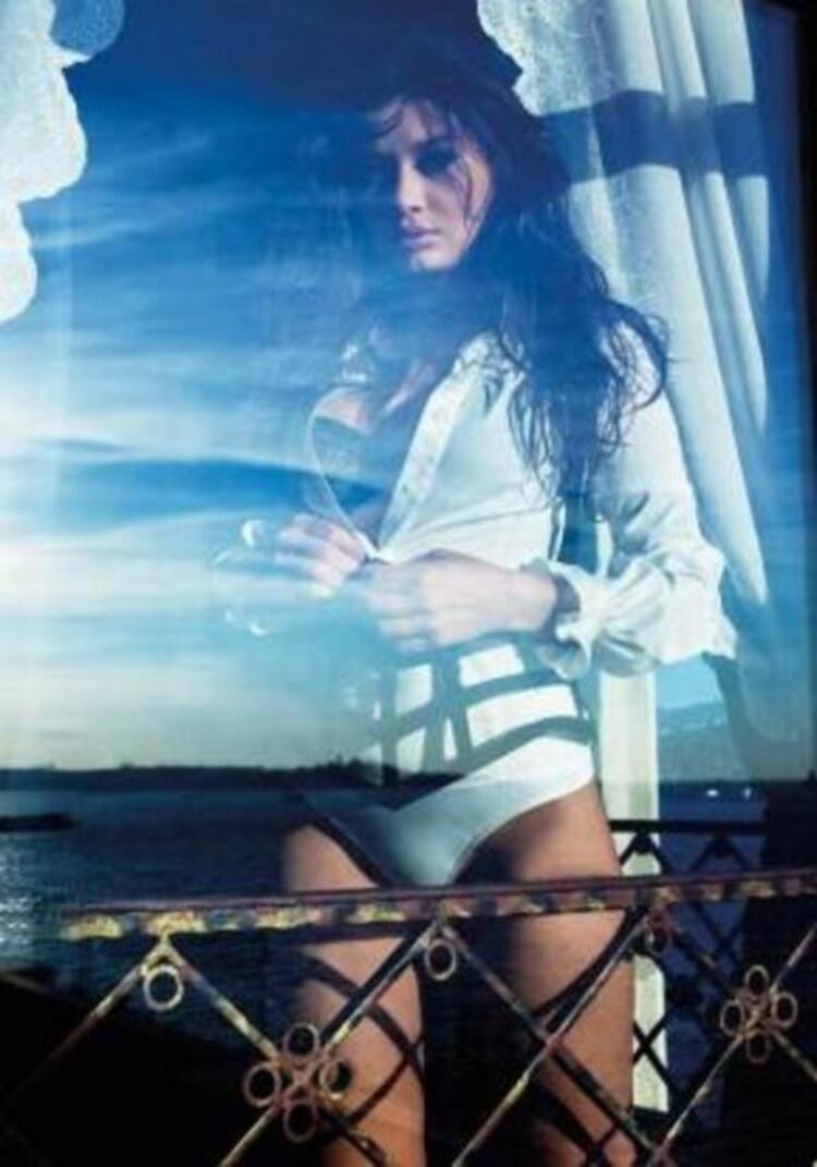 Nurgul Eshilchai +18