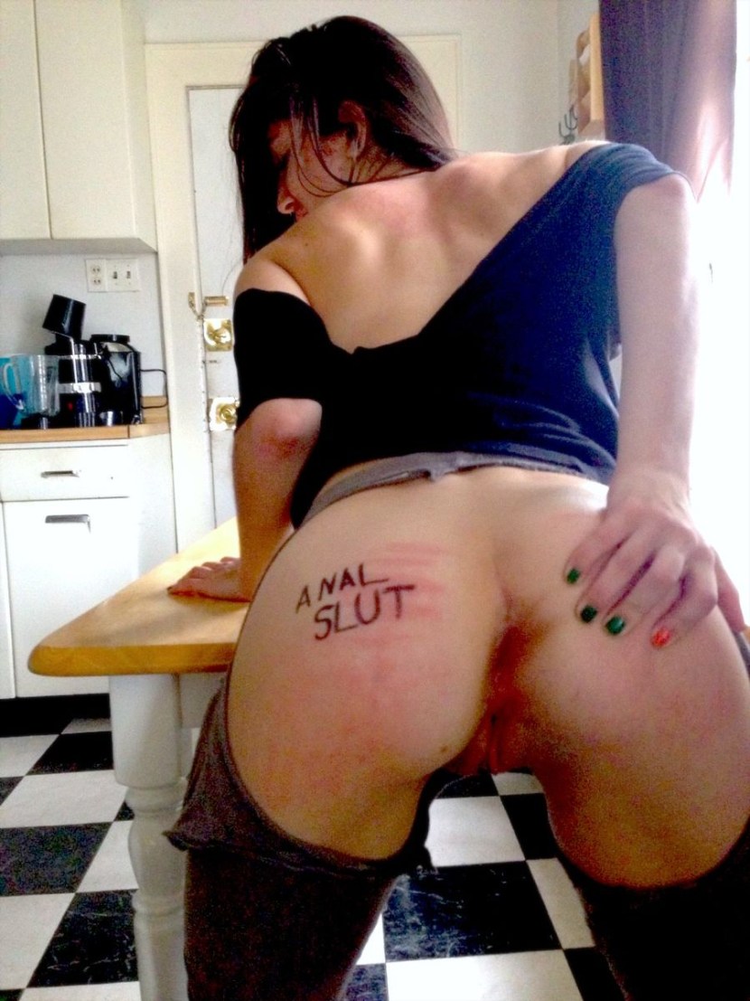 Alana Evans Meanbitches Cunnilingus