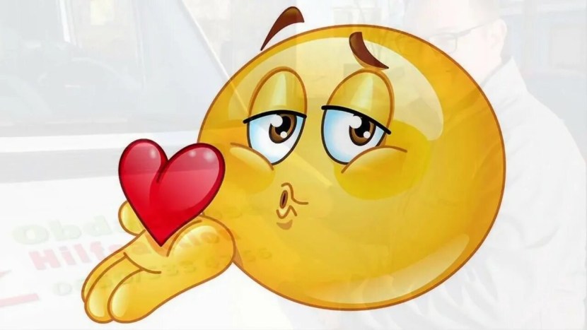 Smile kiss