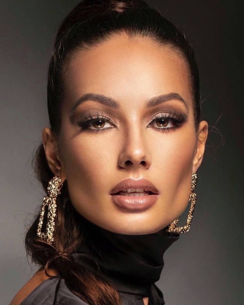 Drozdetskaya in a swimsuit