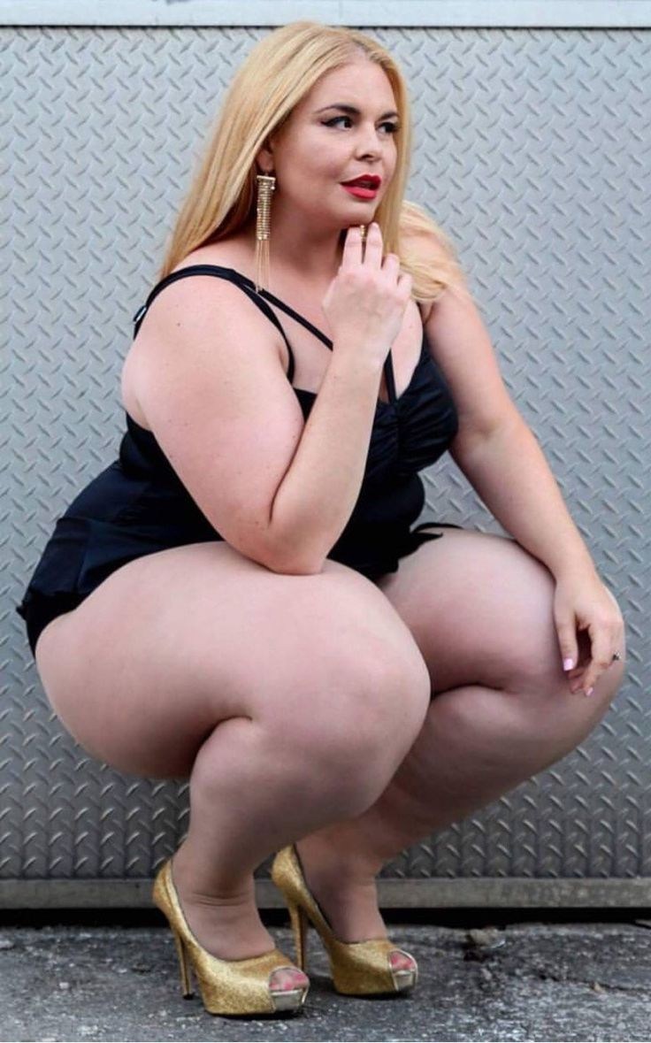 Lush beauty Curvy Andrew London