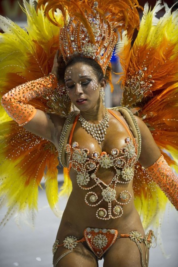 Queen of Samba Rio Zanero