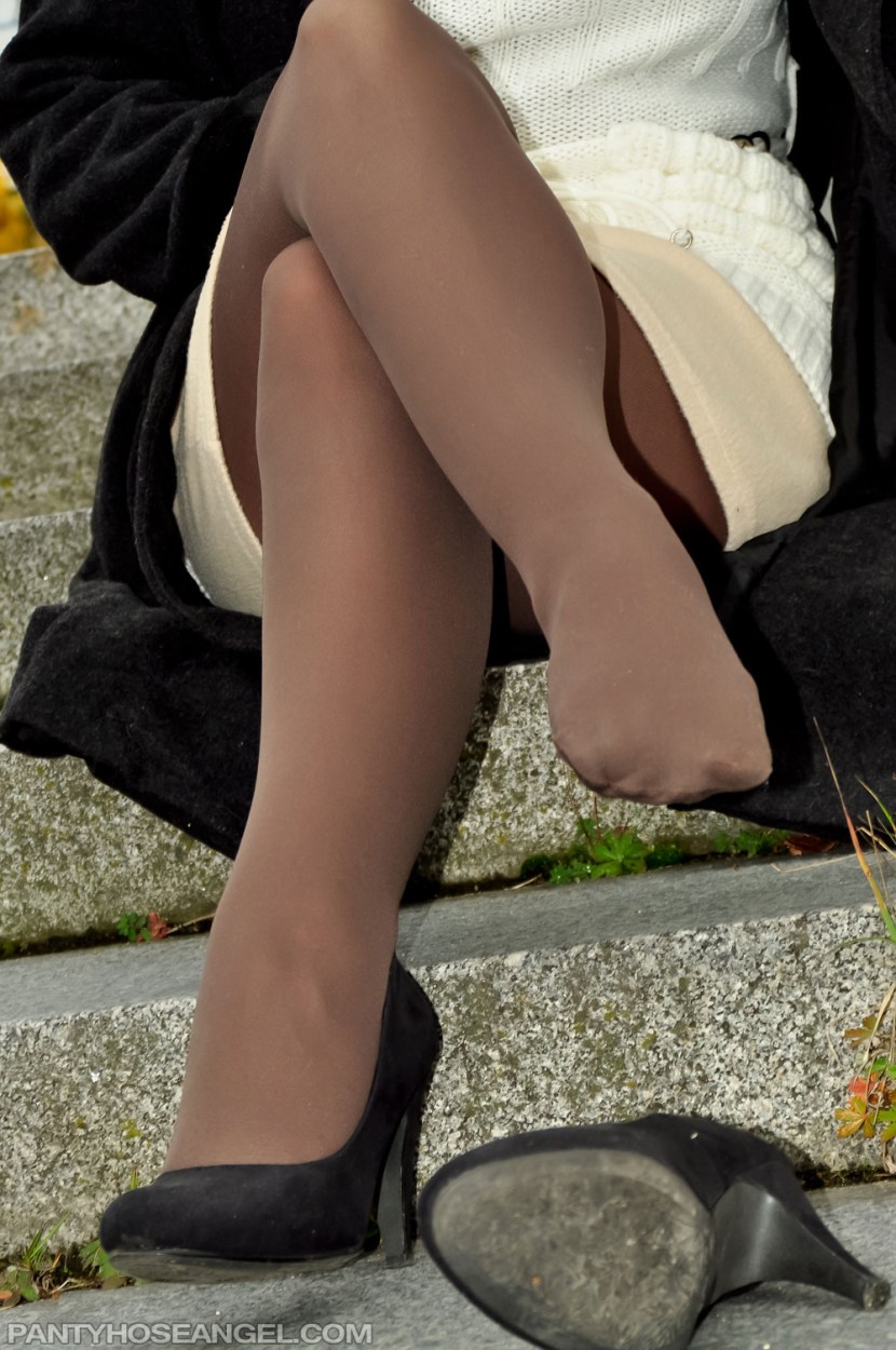 Pantyhose skirt view from below