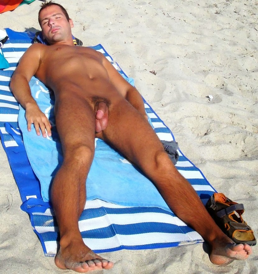 Brazilian guys Nudi Penis