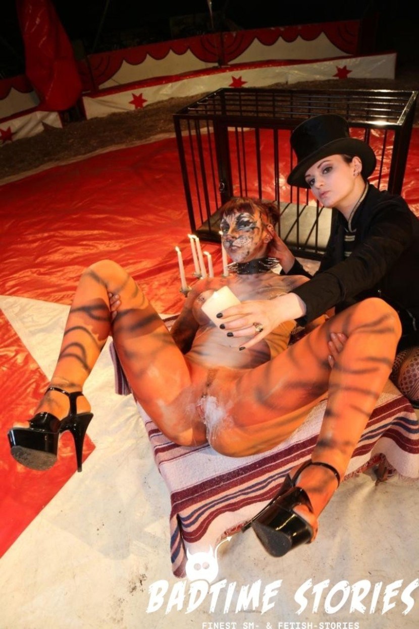 Erotic circus artist