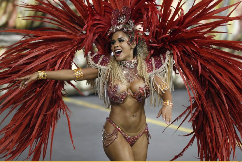 Brazilian carnival Tarin Lopez