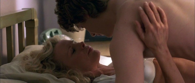 Erotic scenes with Kim Basinger