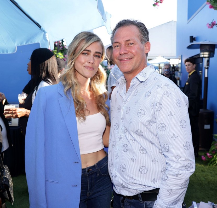 Melissa Roxburgh legs