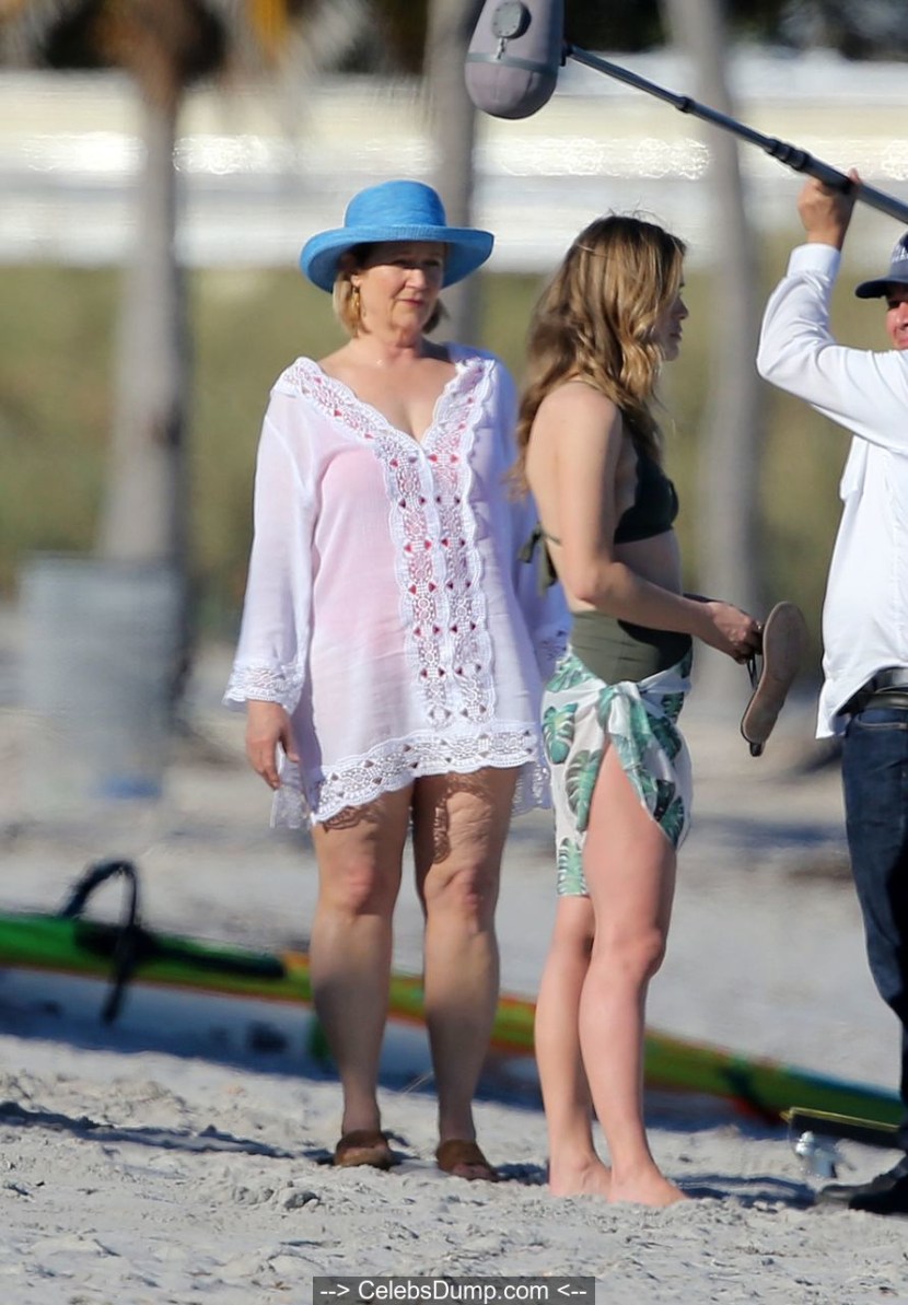 Melissa Castanoli in bikini