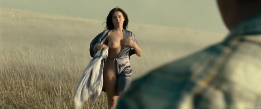 Naked Ekaterina Rednikova in the film House