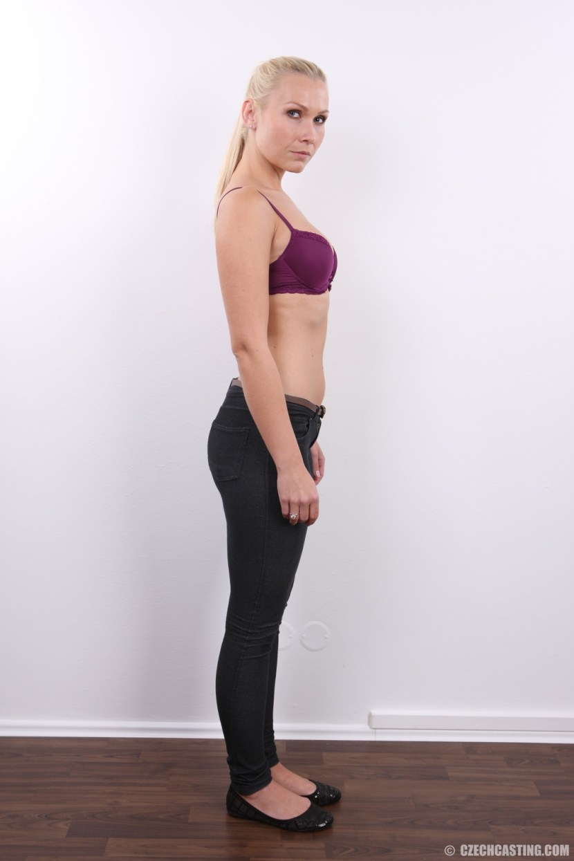 Casting women in linen