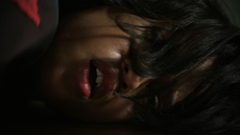 Violence in the mainstream films