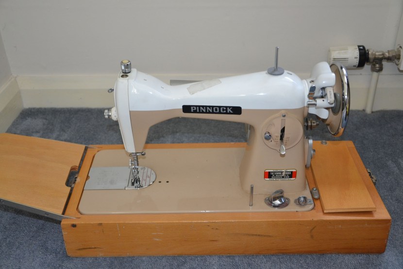 Sewing machine Zinger Brillians 6180