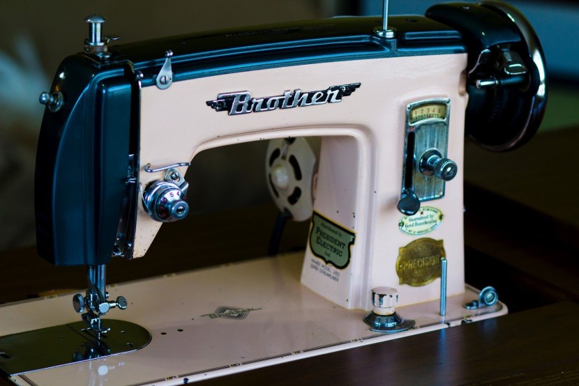 Zinger sewing machine Heavy Duty 4424