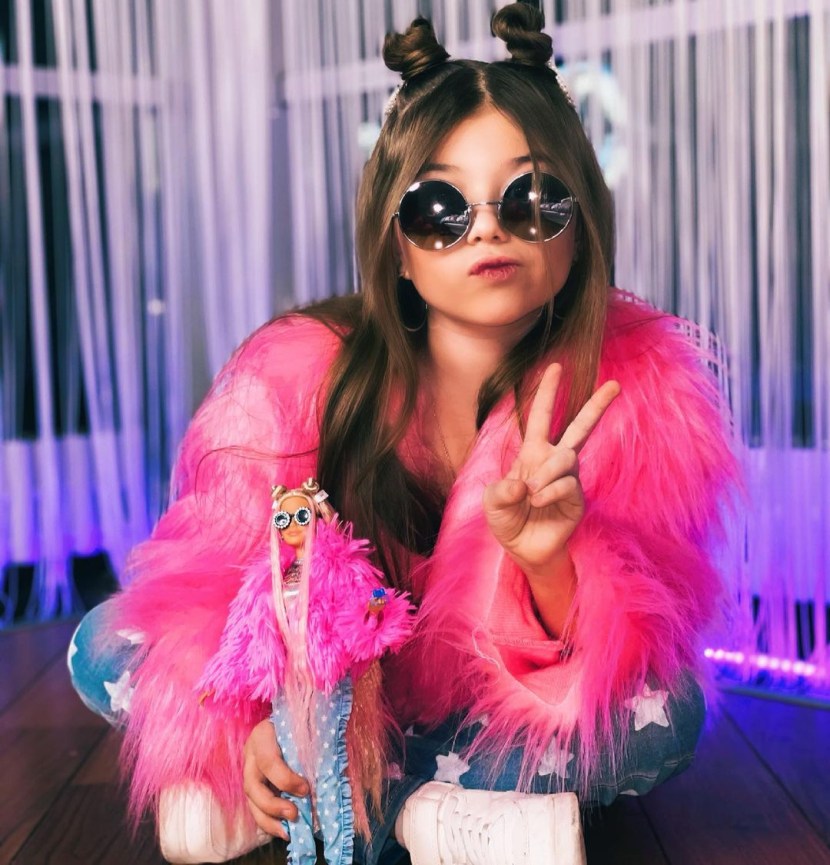 Milan Hametova Blogger