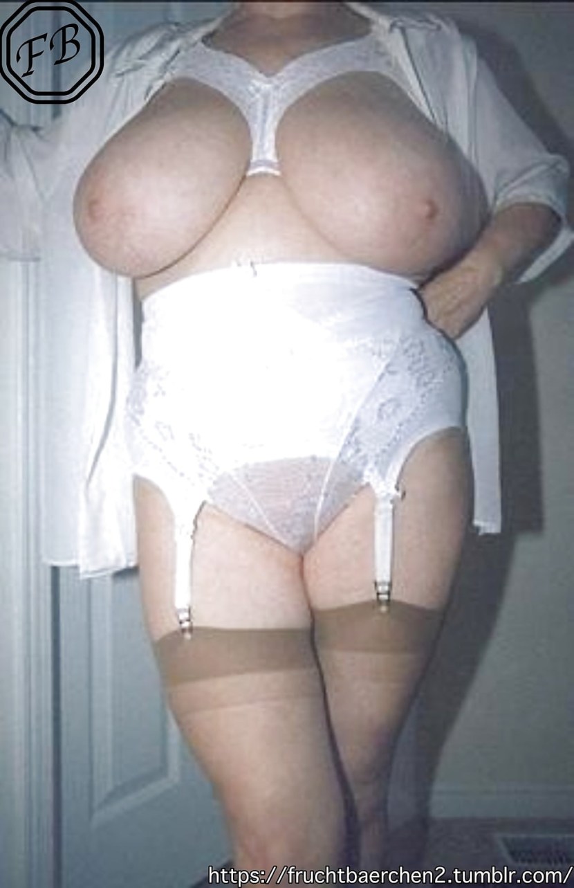 Vintage LINGERIE BRAS PANTYHOSE GIRDLES XXX BBW in stockings on suspension vintage