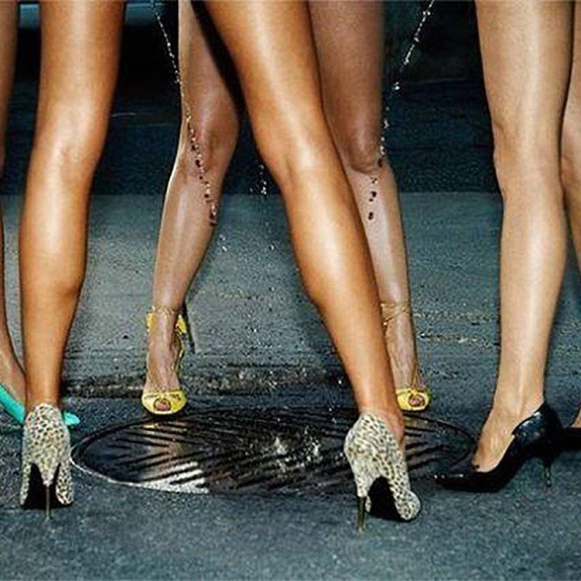 Jokes about female legs