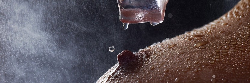 Pictures on the desktop black