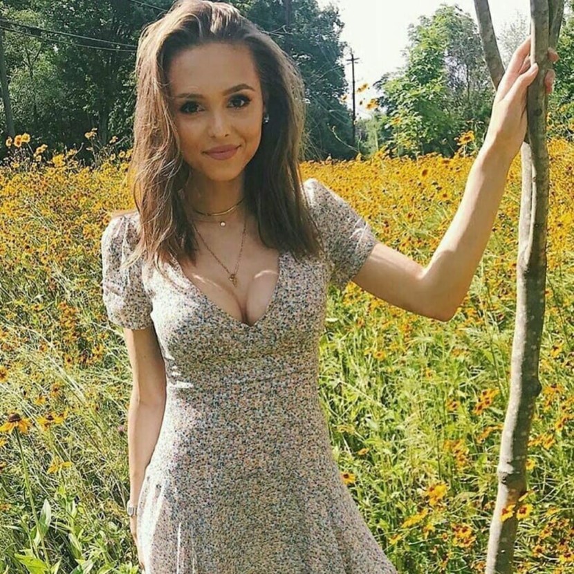 Sexy girls from social networks