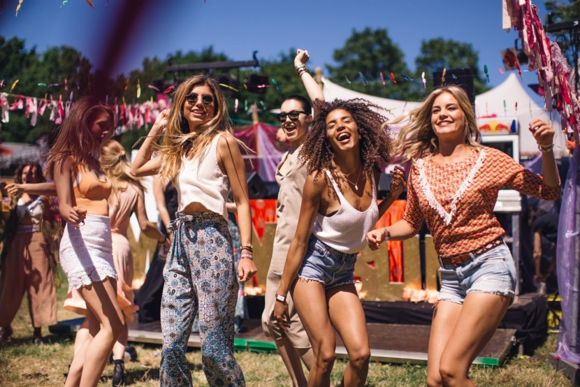 Party in the style of Open Air