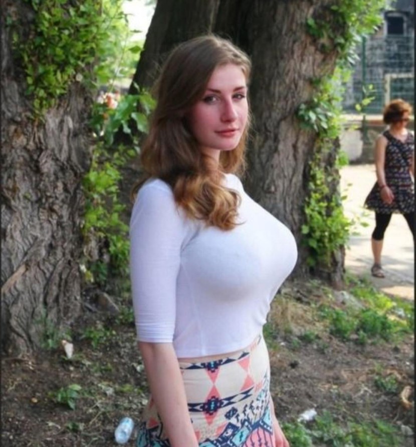 Russian schoolgirls without a bra