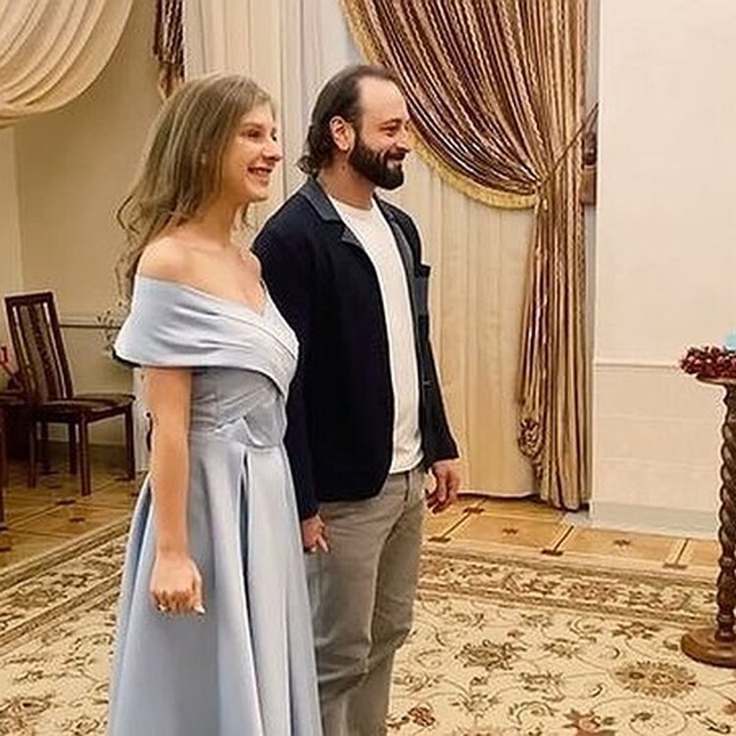 Lisa Arzamasova and Averbukh