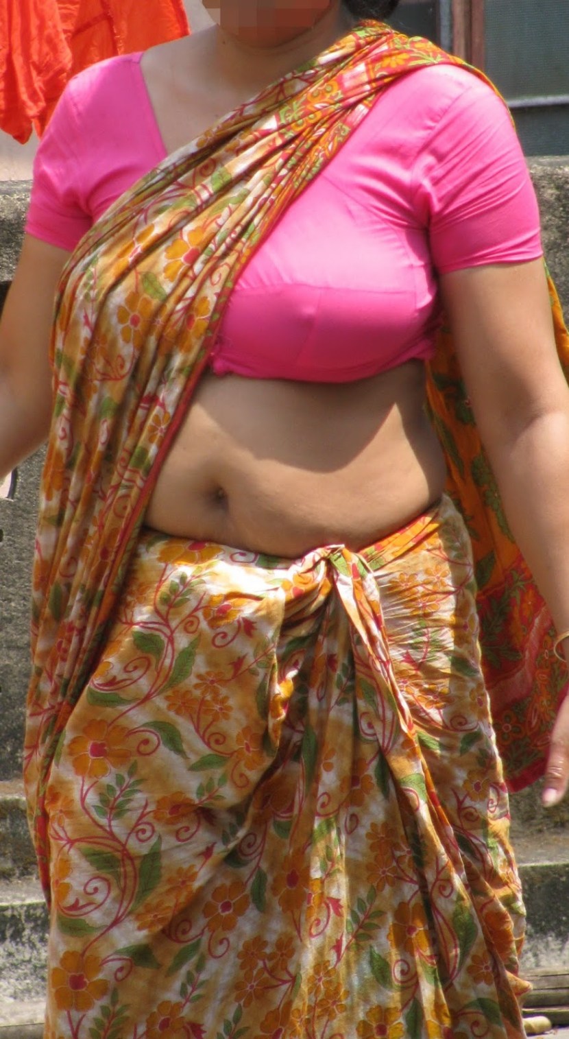 Indian Big Blouse Aunty