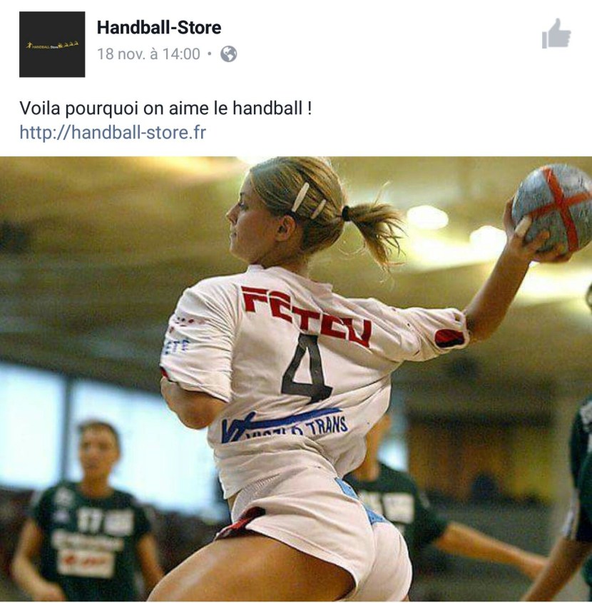Beach handball girl piquant