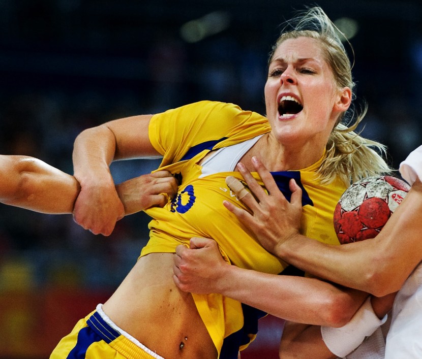 Buenos Aires Women on the Beach