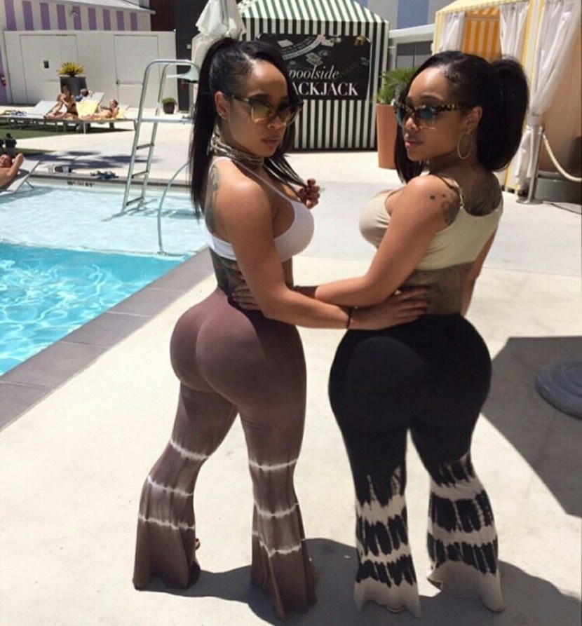 Women in dense tights