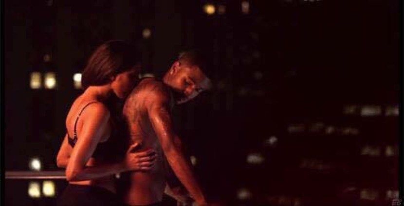 Passionate kisses in motion