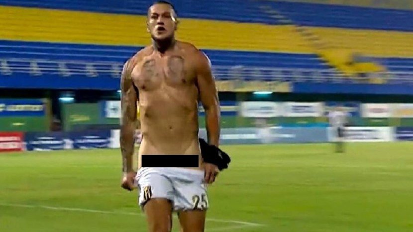 A football player with a big one